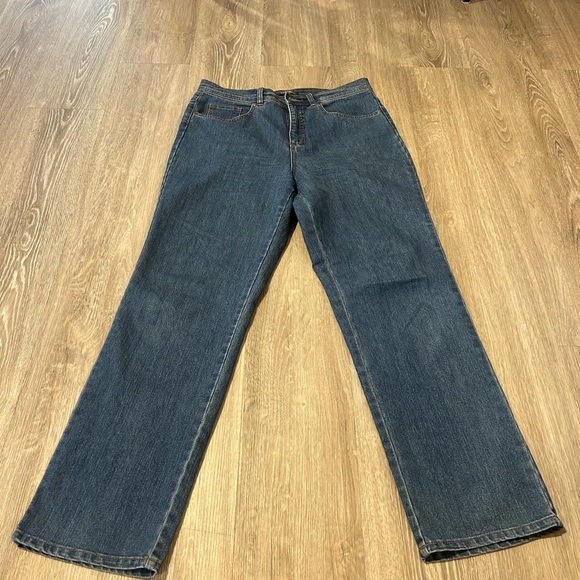 George Straight Cut Jeans - Picture 1 of 5